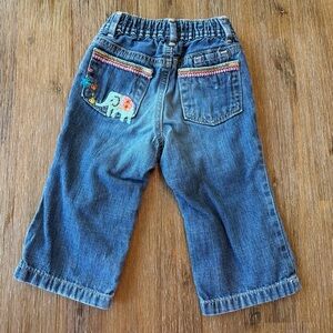 3/24$ GAP Baby Blue Jeans with Colorful Stitching & Elephant size 12-18 months